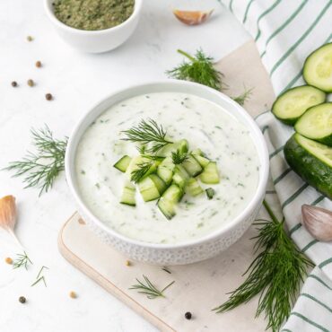 Vegan Tzatziki Sauce (dairy free) Recipe