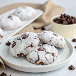 Snowy Chocolate Cookies Recipe